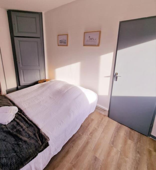 "Le Bisontin", Studio Cosy Au Calme, Proche De La Gare Besançon Exterior foto